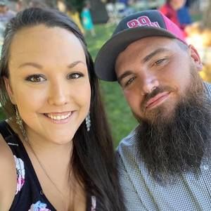 Meet your Posher, Carrie